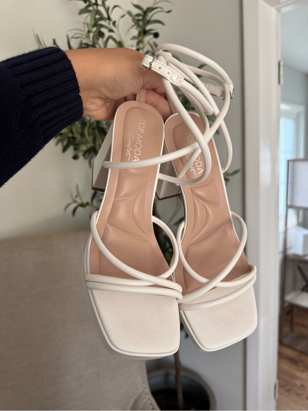 Top Moda White Strappy Block Heel Sandals Size 8